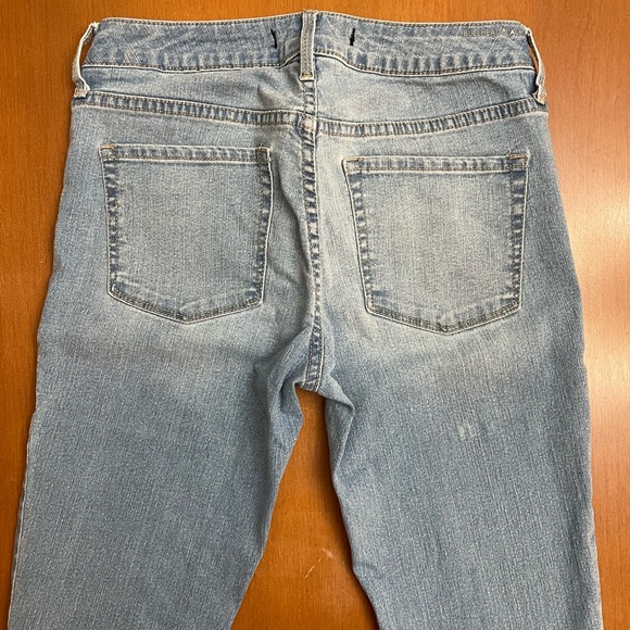 Women’s Skinny Jeans - Picture 3 of 5